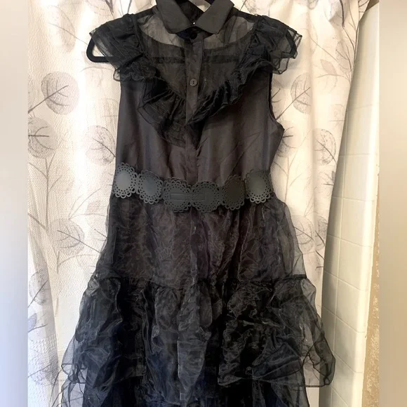 Wednesday Adams dress/ Costume-Size S - Picture 3 of 7